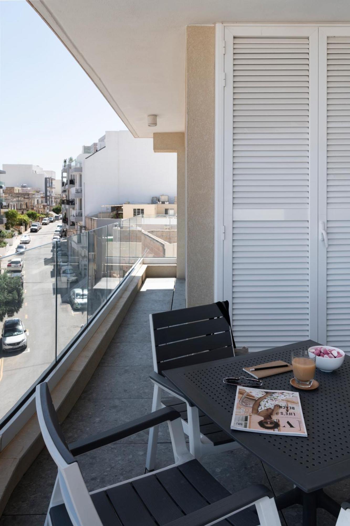 Staymela Apartments - Kappara Экстерьер фото